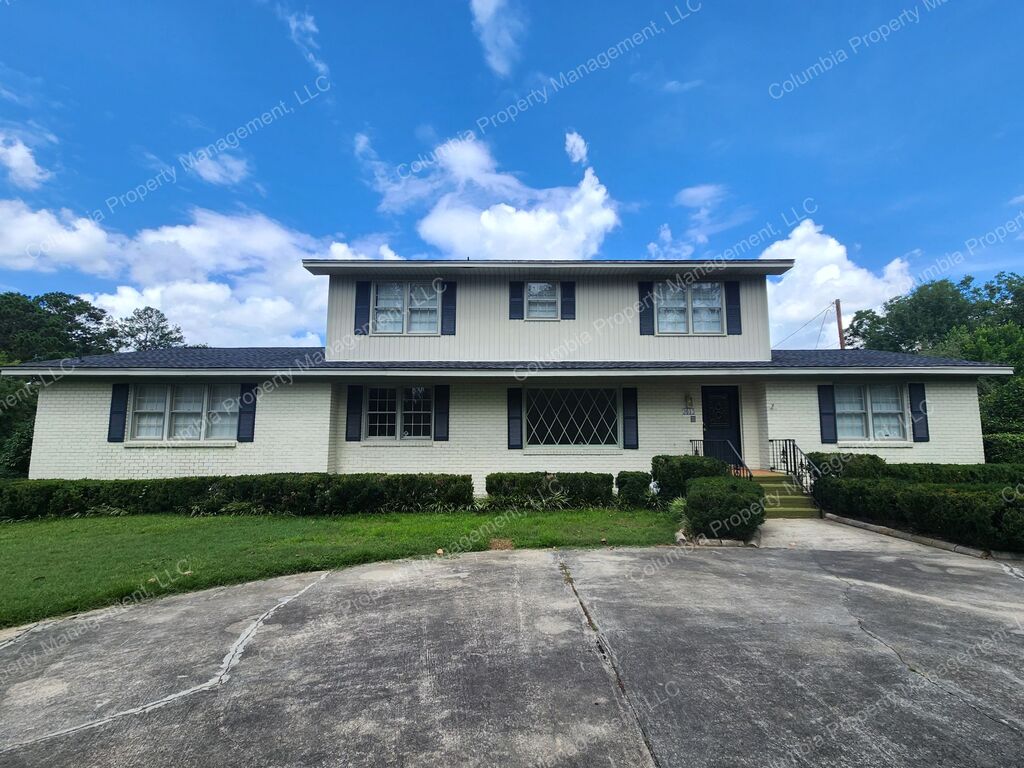Gallery Image 1261567511 for 3613 Old Lamplighter Road. Contact us if you would like an assisted tour.