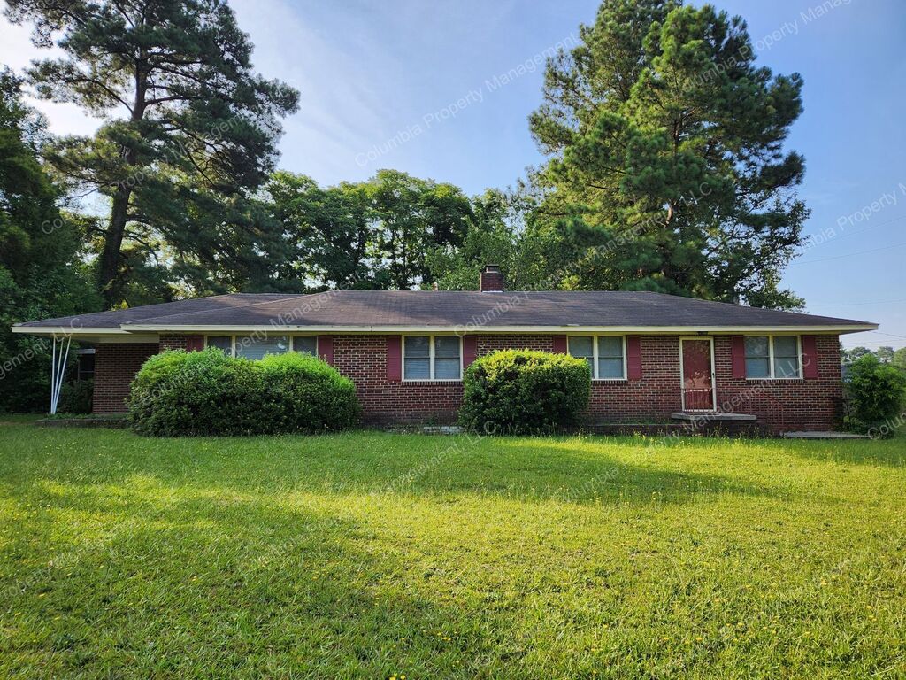 Gallery Image 250 for 821 Arrowwood Road. Contact us if you would like an assisted tour.