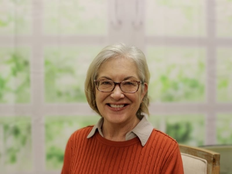 Professional headshot of Robin McMullen